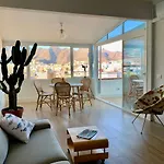 ático Con Terraza, Vistas Panorámicas Y Parking Apartamento *