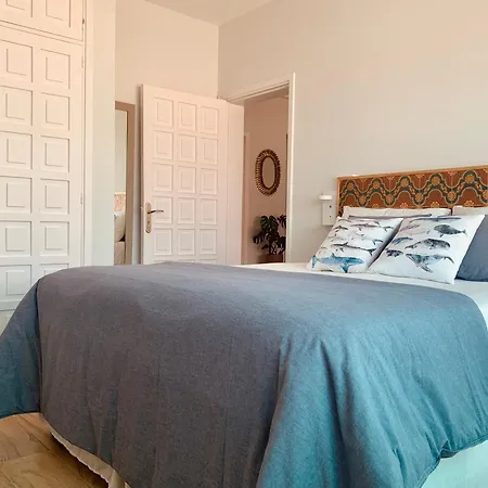 Atico Con Terraza, Vistas Panoramicas Y Parking *