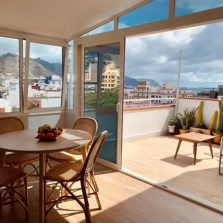 Atico Con Terraza, Vistas Panoramicas Y Parking Apartment *