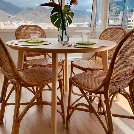 ático Con Terraza, Vistas Panorámicas Y Parking Apartamento